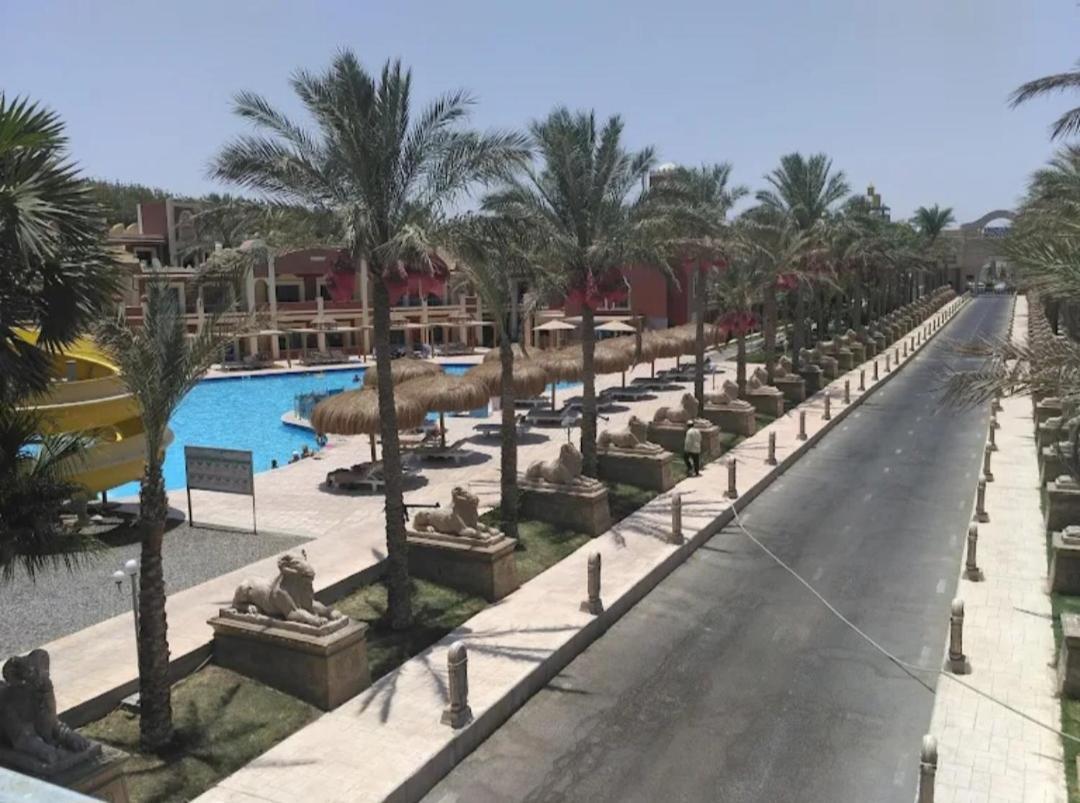 Aparthotel Mirage Bay & Aquapark